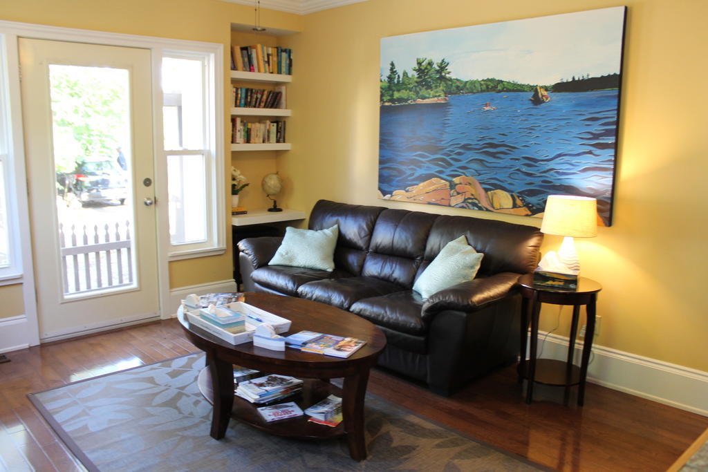 The Novel Stay Halifax Chambre photo